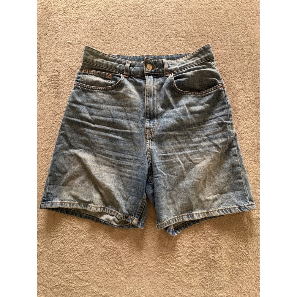 H&M Divided Women Blue High Waist Denim Shorts Size 8 Medium Wash Relaxed Fit